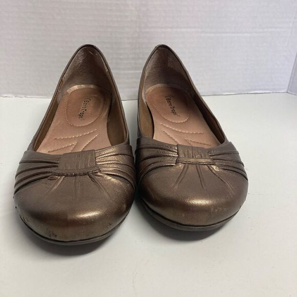 BARE TRAPS, Narizona Style, gold color, 7.5 flats, slip on, leather/man-made - Picture 12 of 15